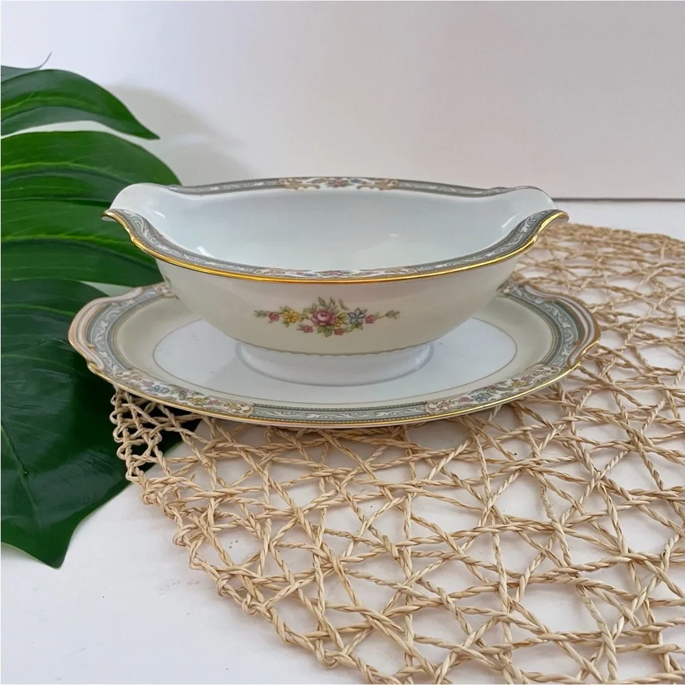 Noritake Lynbrook Made in Occupied Japan Cream & Gold Floral Gravy Boat w/ plate